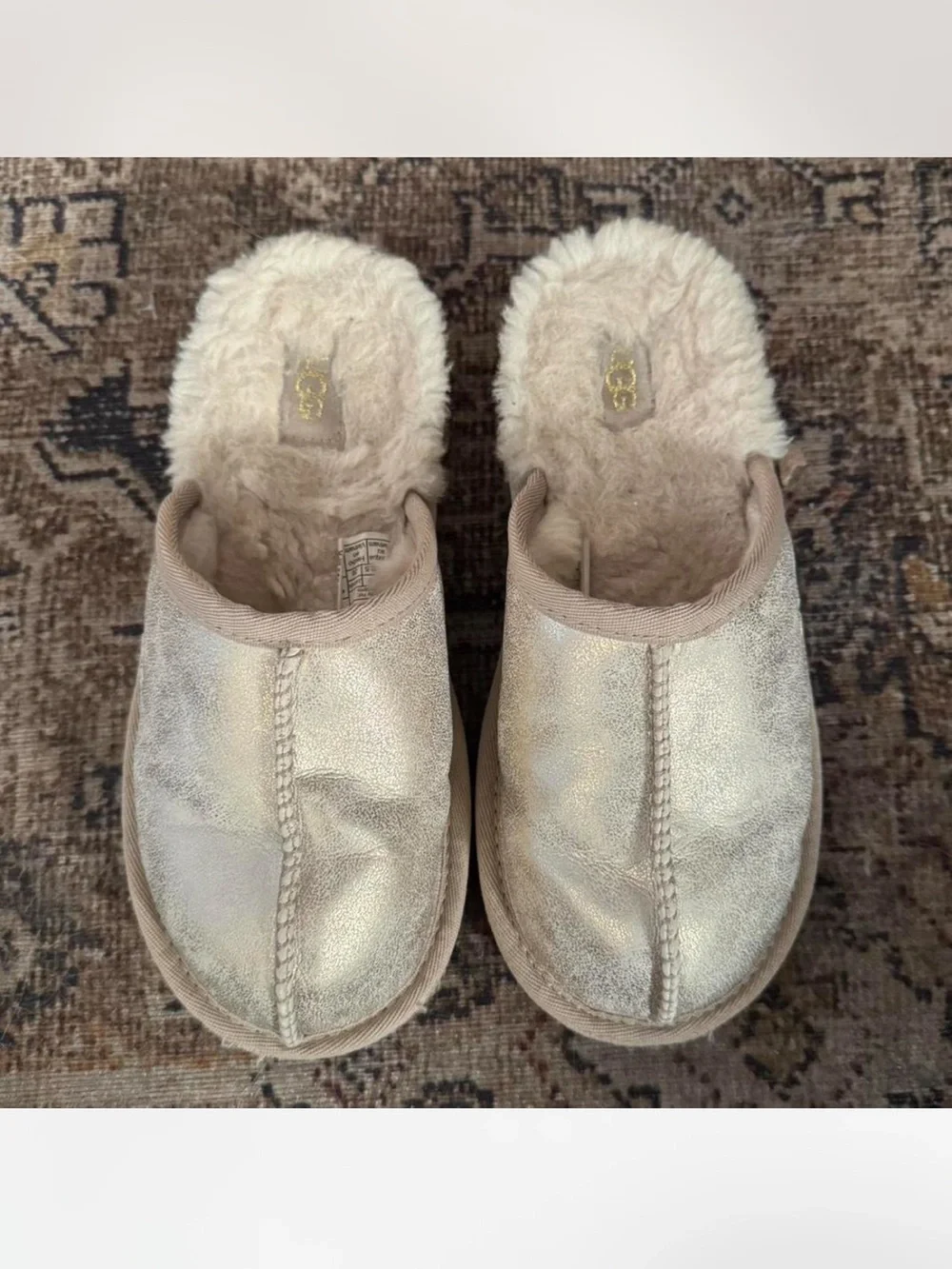UGG kids keegan